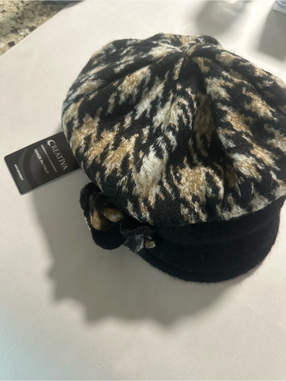 Patterned Beret with Bow Accent Creativa Italy Houndstooth Plaid Wool cap